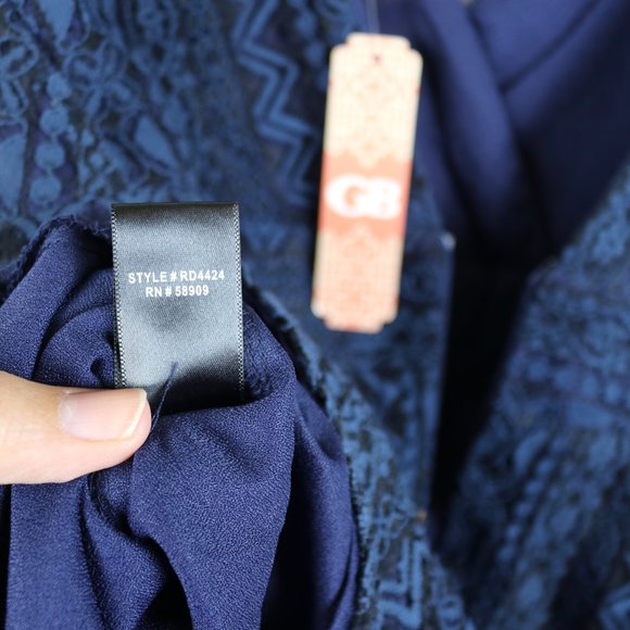 NWT!! Dillard’s Gianni Bini Party Cocktail Lace Dress Open Back M - Picture 13 of 14